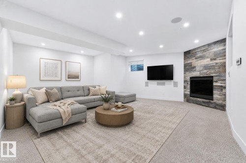 14643 92A Avenue, Edmonton, AB - Indoor