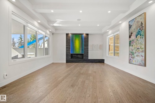 14643 92A Avenue, Edmonton, AB - Indoor Photo Showing Other Room