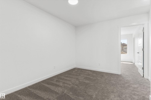 1056 14 Avenue, Edmonton, AB - Indoor Photo Showing Other Room