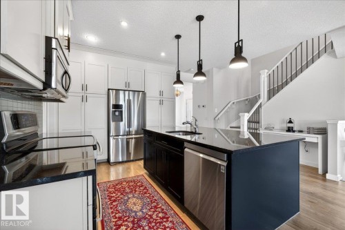 8048 18 Avenue, Edmonton, AB - Indoor Photo Showing Kitchen With Upgraded Kitchen
