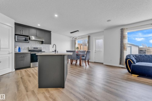 88 Bonin, Beaumont, AB - Indoor Photo Showing Kitchen