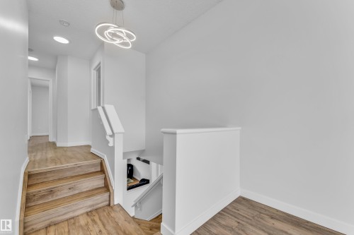 88 Bonin, Beaumont, AB - Indoor Photo Showing Other Room