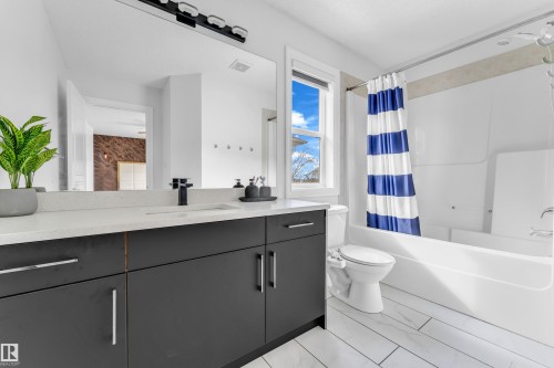 88 Bonin, Beaumont, AB - Indoor Photo Showing Bathroom