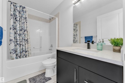 88 Bonin, Beaumont, AB - Indoor Photo Showing Bathroom