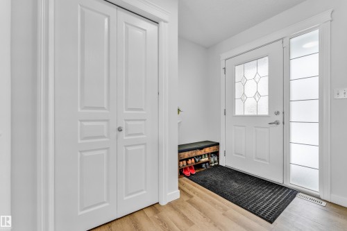 88 Bonin, Beaumont, AB - Indoor Photo Showing Other Room