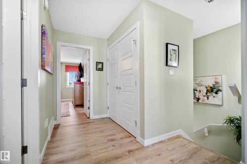 6504 59 Avenue, Beaumont, AB - Indoor Photo Showing Other Room