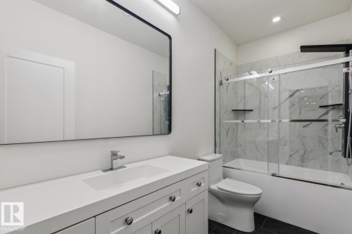 15 Pinnacle Key, Rural Sturgeon County, AB - Indoor Photo Showing Bathroom