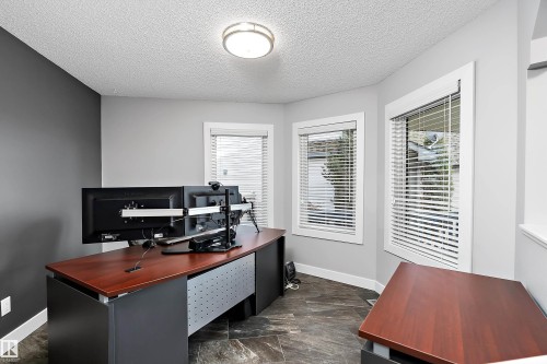 1223 117 Street, Edmonton, AB - Indoor