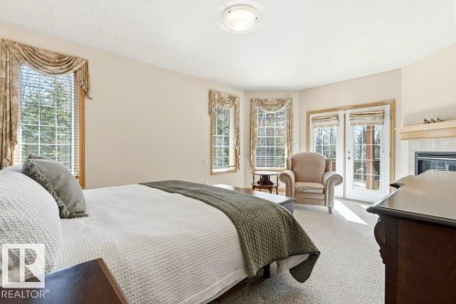 244 Wolf Willow Road, Edmonton, AB - Indoor Photo Showing Bedroom