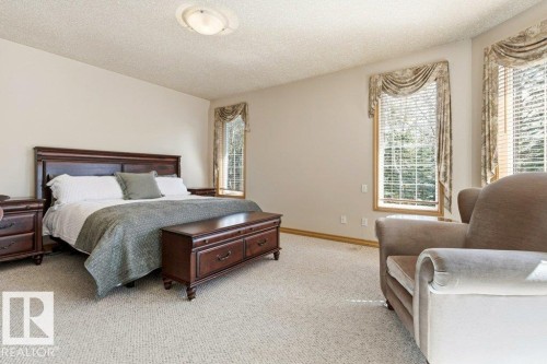 244 Wolf Willow Road, Edmonton, AB - Indoor Photo Showing Bedroom