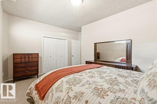 244 Wolf Willow Road, Edmonton, AB - Indoor Photo Showing Bedroom