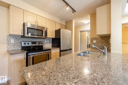 214 13907 136 Street  Edmonton, AB T6V 1Y4