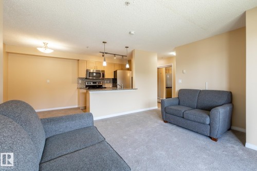 214 13907 136 Street, Edmonton, AB - Indoor