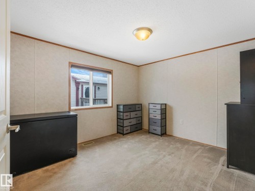1634 66 Ave - Maple Ridge Mh Pa, Edmonton, AB - Indoor Photo Showing Other Room
