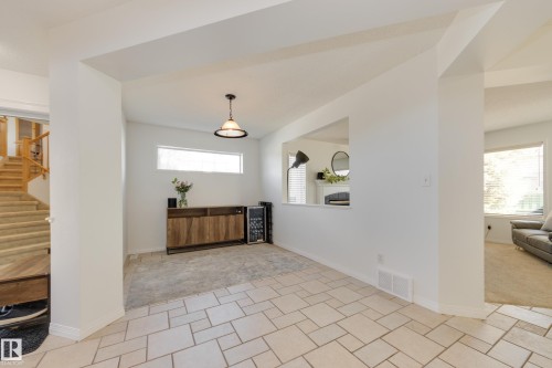 2061 Haddow Drive, Edmonton, AB - Indoor Photo Showing Other Room