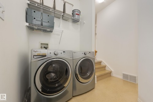 2061 Haddow Drive, Edmonton, AB - Indoor Photo Showing Laundry Room