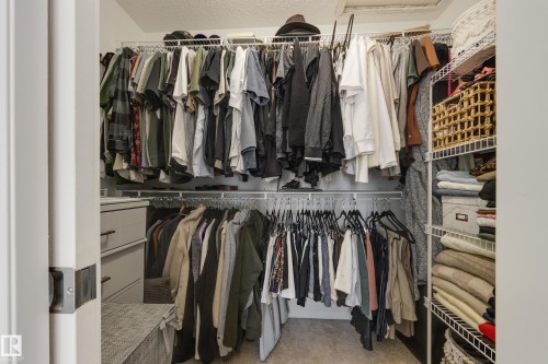 2061 Haddow Drive, Edmonton, AB - Indoor With Storage