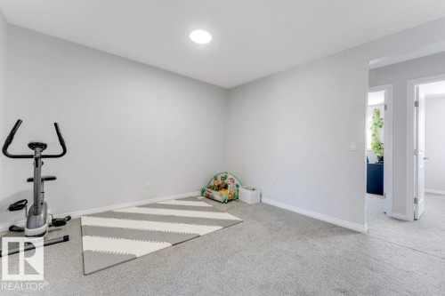 1305 Darby Way, Edmonton, AB - Indoor Photo Showing Other Room