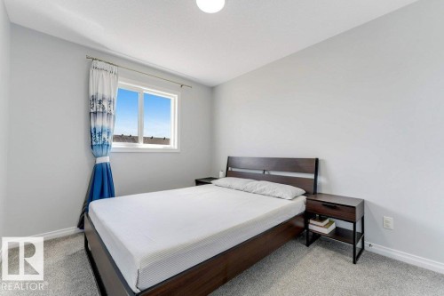 1305 Darby Way, Edmonton, AB - Indoor Photo Showing Bedroom