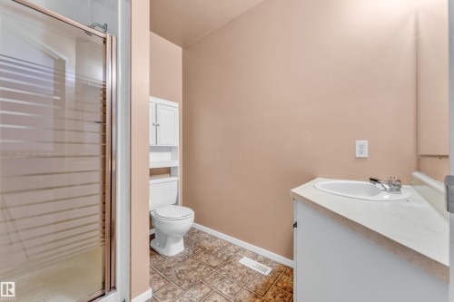 4903 11A Avenue, Edmonton, AB - Indoor Photo Showing Bathroom