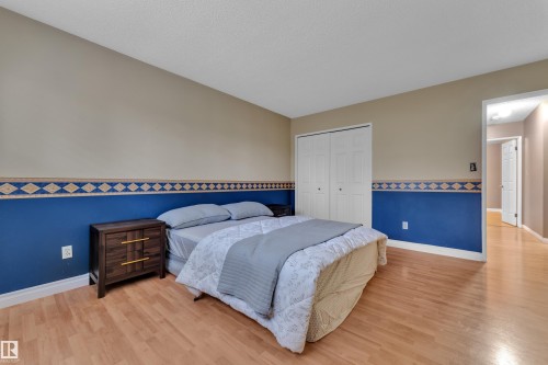 4903 11A Avenue, Edmonton, AB - Indoor Photo Showing Bedroom