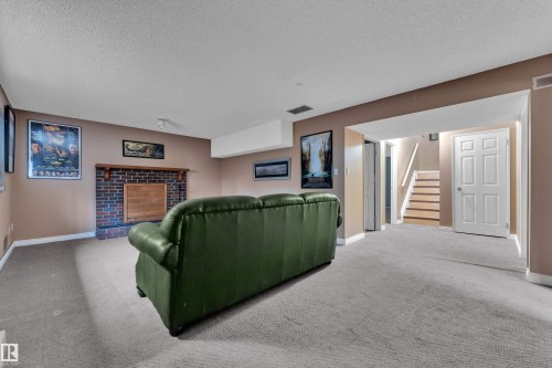 4903 11A Avenue, Edmonton, AB - Indoor