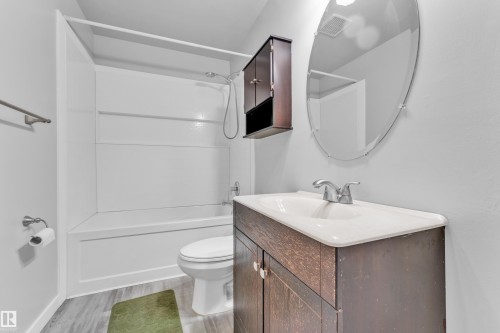 4903 11A Avenue, Edmonton, AB - Indoor Photo Showing Bathroom