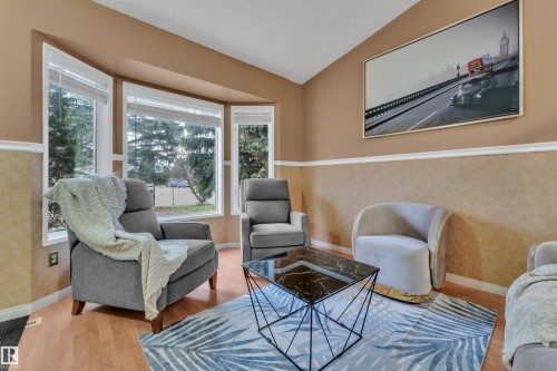 4903 11A Avenue, Edmonton, AB - Indoor Photo Showing Other Room