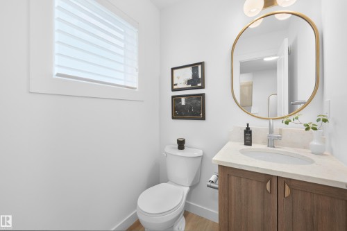 4149 Kinglet Drive, Edmonton, AB - Indoor Photo Showing Bathroom