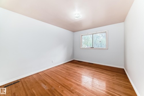 13003 Sherbrooke Avenue, Edmonton, AB - Indoor Photo Showing Other Room