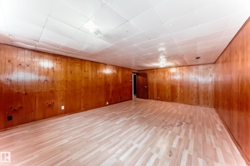 13003 Sherbrooke Avenue, Edmonton, AB - Indoor Photo Showing Other Room