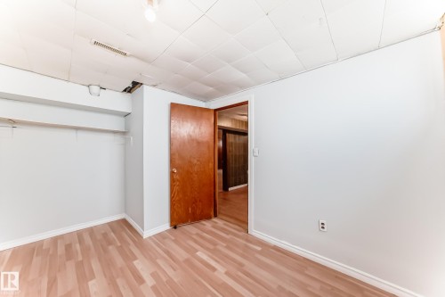 13003 Sherbrooke Avenue, Edmonton, AB - Indoor Photo Showing Other Room