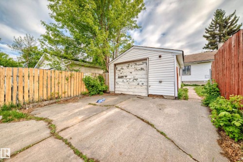 13003 Sherbrooke Avenue, Edmonton, AB - Outdoor
