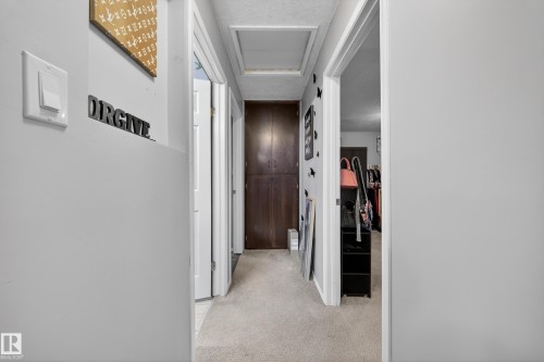 10520 52 Avenue, Edmonton, AB - Indoor Photo Showing Other Room