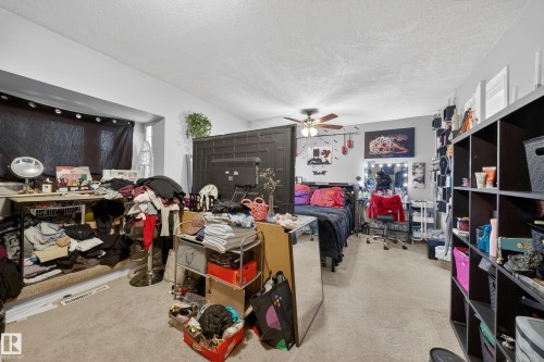 10520 52 Avenue, Edmonton, AB - Indoor