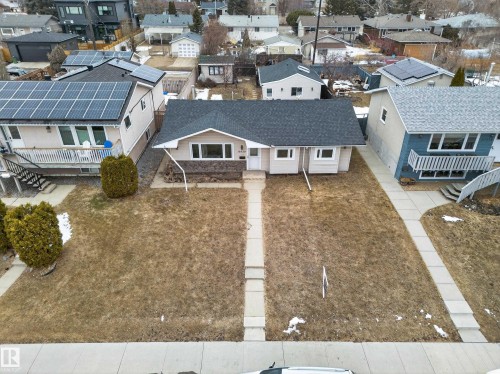 10520 52 Avenue, Edmonton, AB - Outdoor