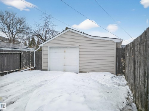 10520 52 Avenue, Edmonton, AB - Outdoor