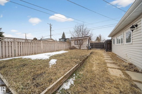 10520 52 Avenue, Edmonton, AB - Outdoor