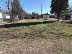 4811 50 Ave Holden, AB T0B 2C0