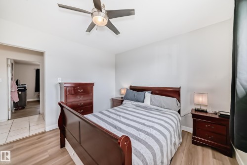 13524 123A Street, Edmonton, AB - Indoor Photo Showing Bedroom