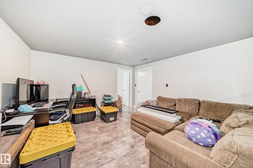 13524 123A Street, Edmonton, AB - Indoor