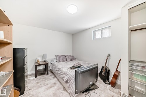 13524 123A Street, Edmonton, AB - Indoor Photo Showing Bedroom