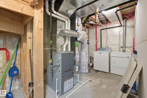 2132 32 Street Nw, Edmonton, AB - Indoor Photo Showing Laundry Room