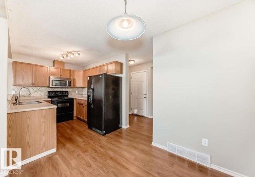 16320 56 Street, Edmonton, AB - Indoor Photo Showing Kitchen