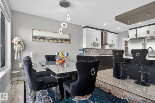 872 Ebbers Crescent, Edmonton, AB - Indoor Photo Showing Dining Room