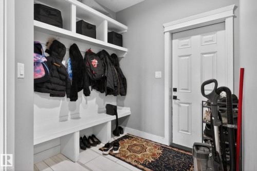 872 Ebbers Crescent, Edmonton, AB - Indoor