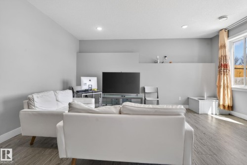 872 Ebbers Crescent, Edmonton, AB - Indoor