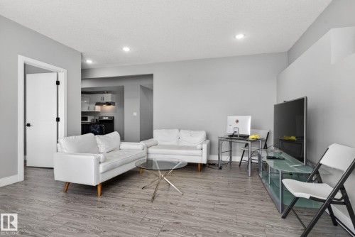 872 Ebbers Crescent, Edmonton, AB - Indoor Photo Showing Other Room