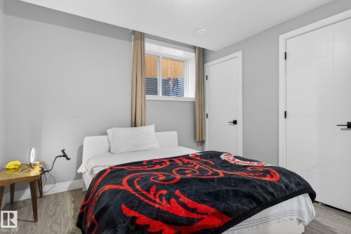 872 Ebbers Crescent, Edmonton, AB - Indoor Photo Showing Bedroom