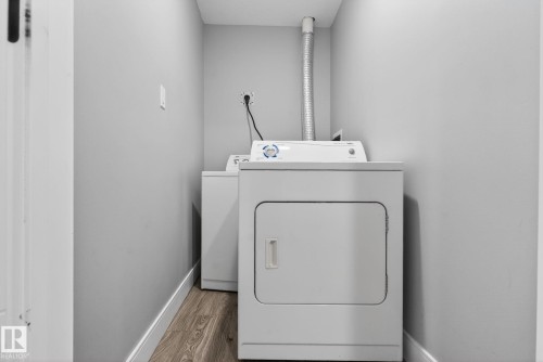 872 Ebbers Crescent, Edmonton, AB - Indoor Photo Showing Laundry Room